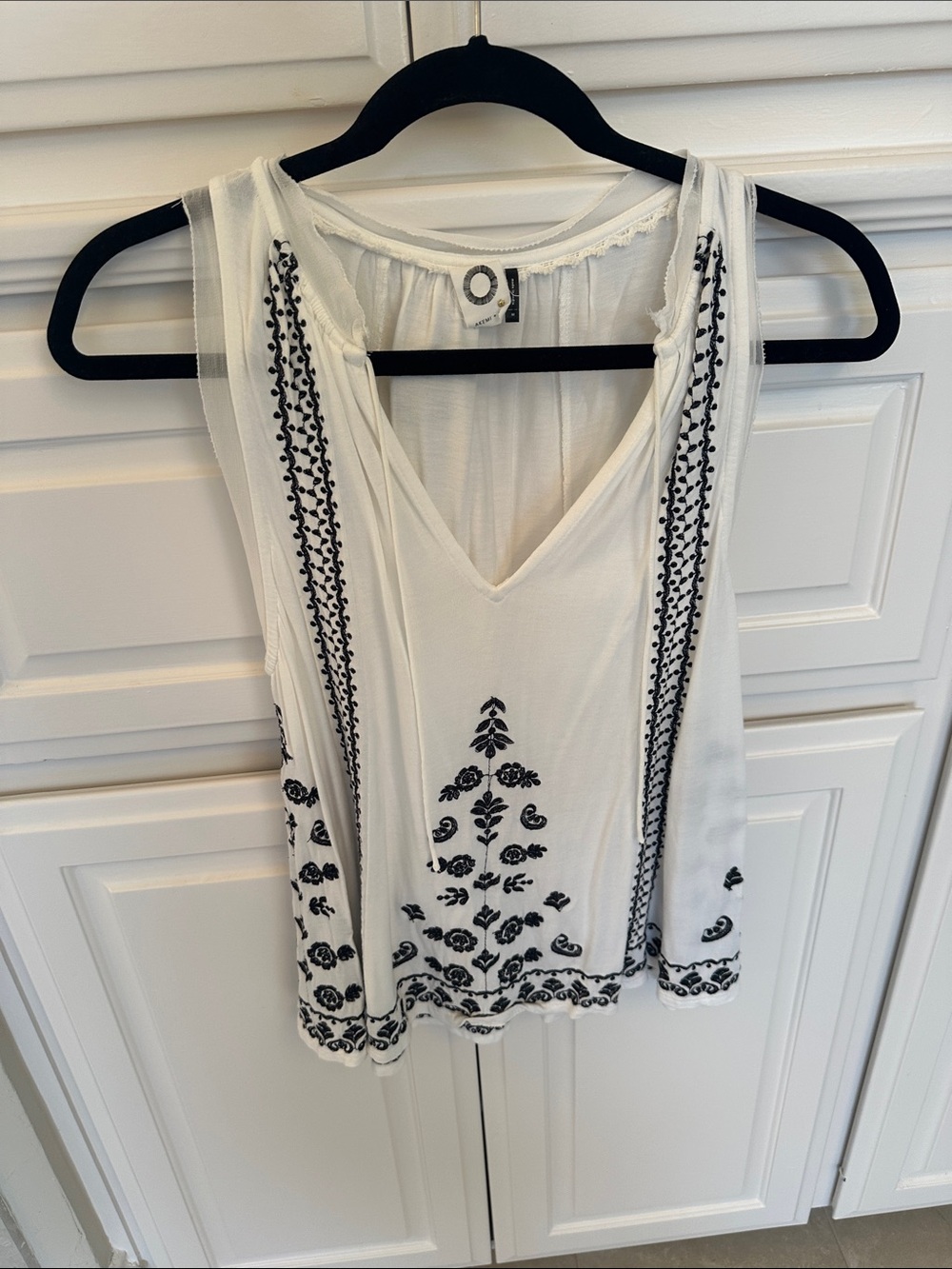 Anthropologie White Sleeveless V-Neck Camisole with Black Embroidery